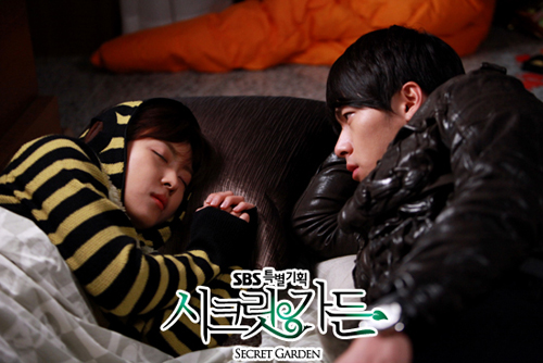 dvd-201105/31/2c06431d-d001-4398-8cb5-d377d03c00ba.jpg